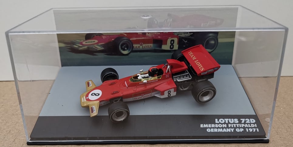 Emerson Fittipaldi Lotus 72D #8