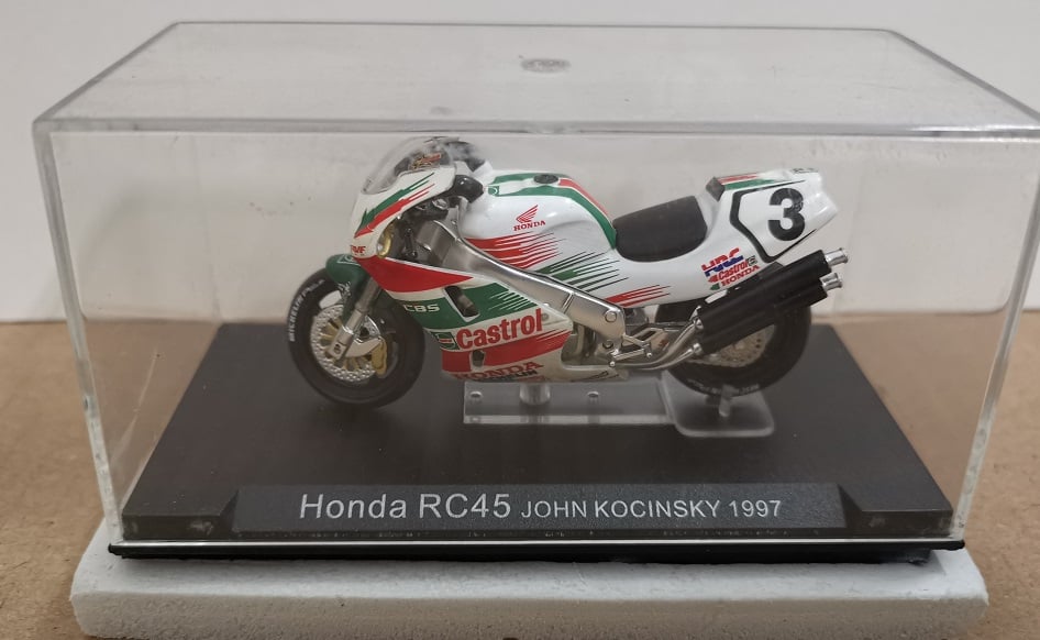 Honda RC45