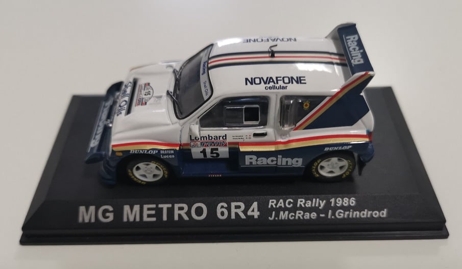 MG Metro 6R4 #15