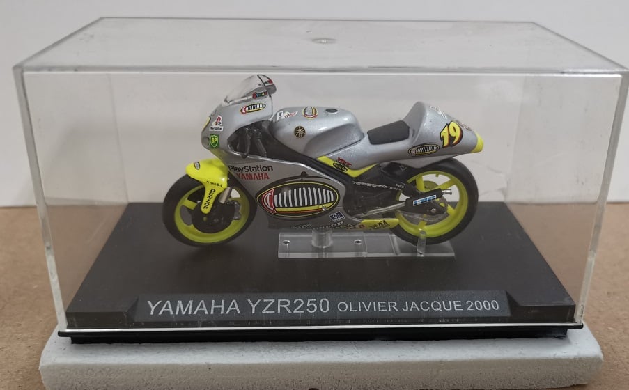 Yamaha YZR250