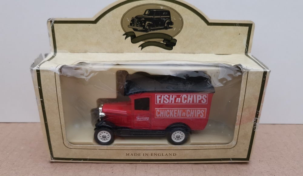 1920 Fish 'n' Chips Chicken 'n' Chips Van