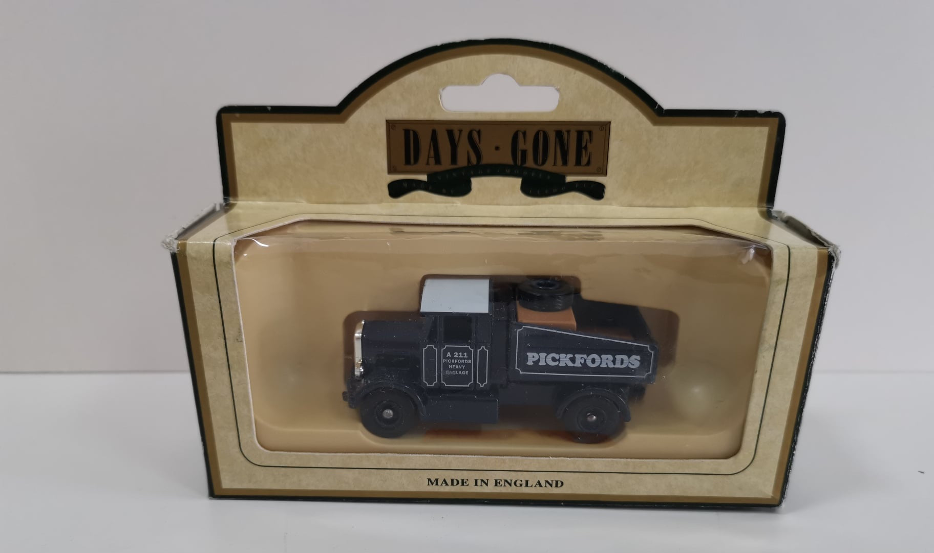 1937 Scammell Tractor Pickfords